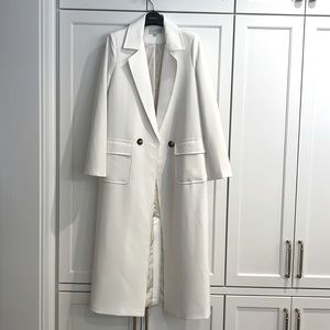 Never fully dressed white long coat size M